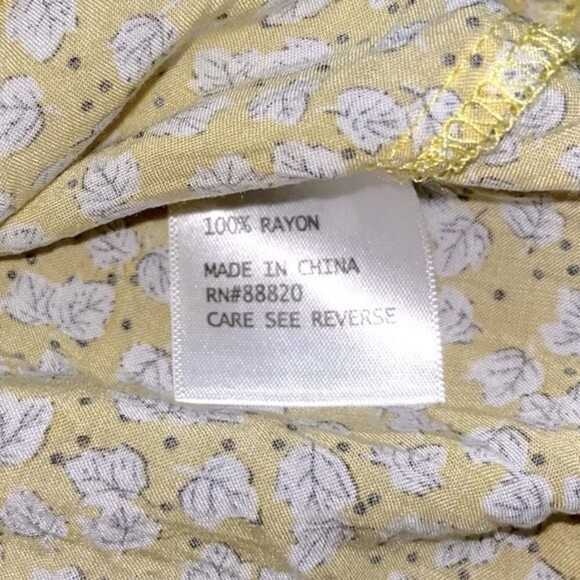 Cynthia Rowley Fall Leaves Patterned Blouse Yellow Long Sleeve V-Neck Womens XL - Picture 10 of 10
